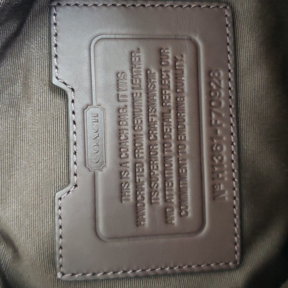 CAMDEN LEATHER FOLDOVER TOTE - Picture 6 of 8